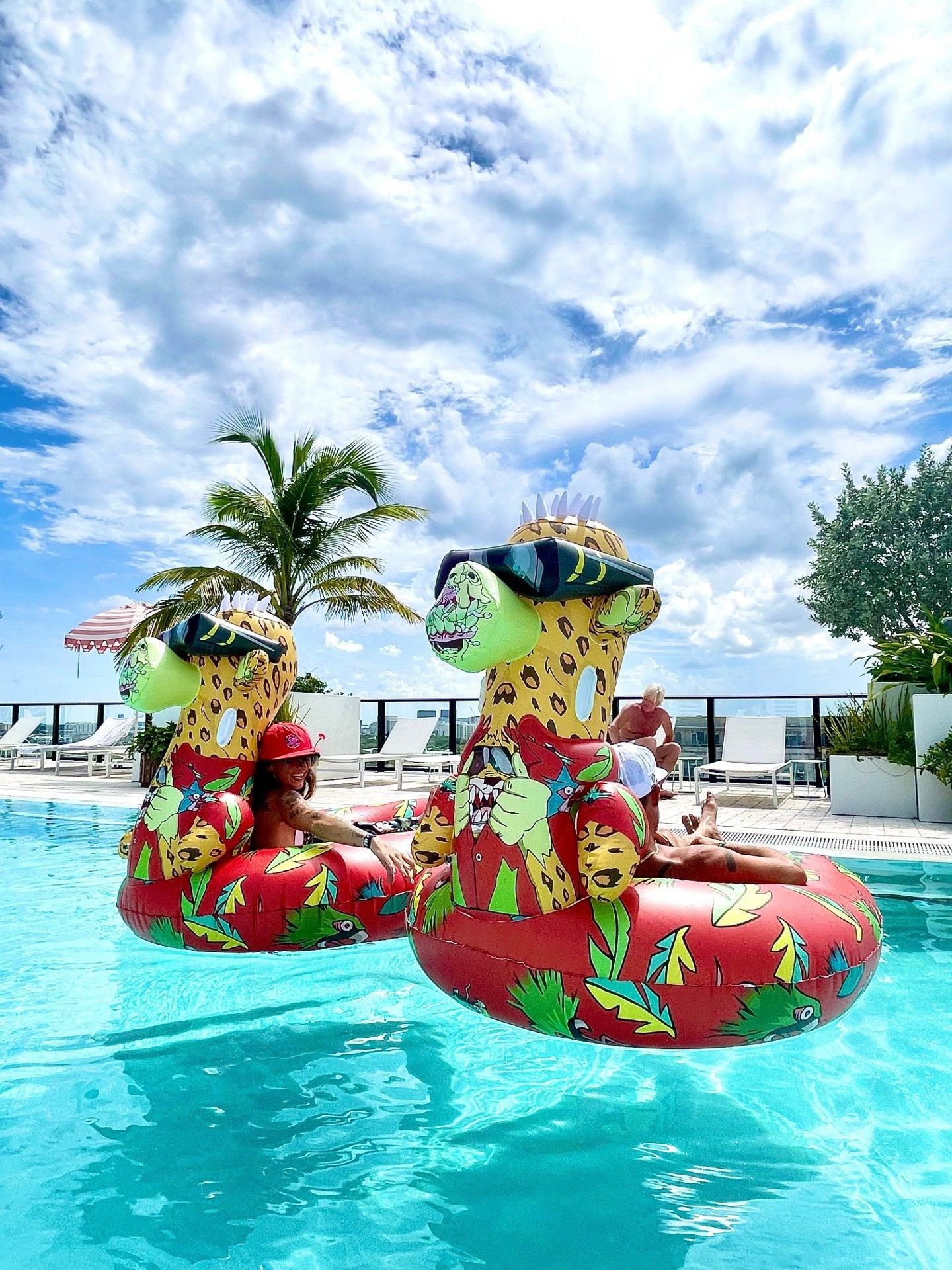 Drop 6: M2 Floatie